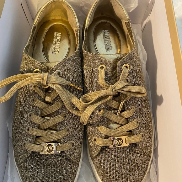 Michael Kors Skylar lace up metallic sneakers - Picture 1 of 5